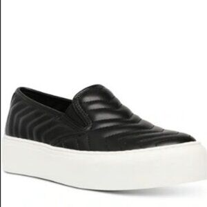 Wild Pair Men’s Black Sneakers Size 10 – Comfort Shoes